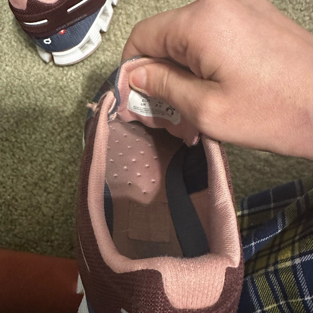 On Running Women's Sneakers in Burgundy and Navy - Picture 12 of 13